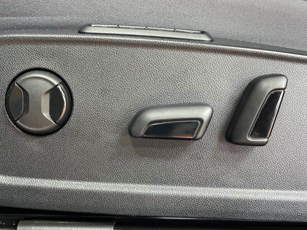 2023 Volkswagen ID.4 Pro S Plus AWD - 22966149 - 9