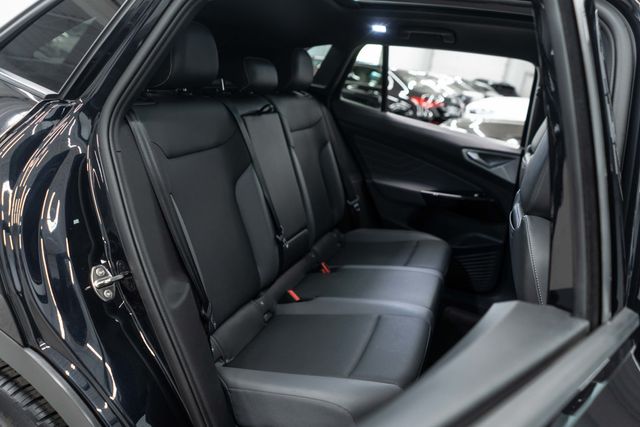 2023 Volkswagen ID.4 Pro S Plus AWD - 23014664 - 13