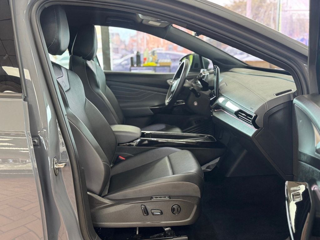 2023 Volkswagen ID.4 Pro S photo 16