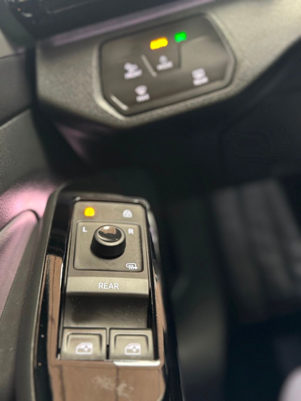 2023 Volkswagen ID.4 Pro S photo 28