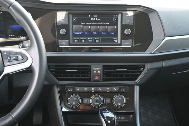 2023 Volkswagen Jetta SE Automatic - 23013228 - 11