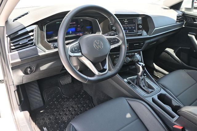 2023 Volkswagen Jetta SE Automatic - 23013228 - 7