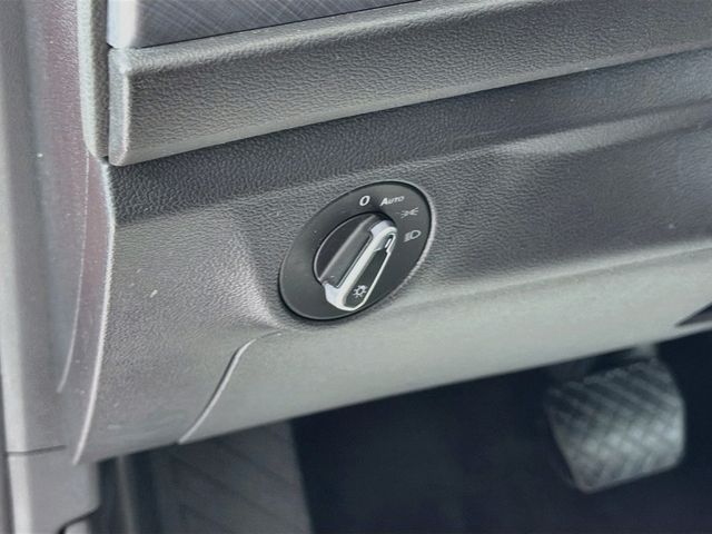 2023 Volkswagen Jetta SE Automatic - 23034766 - 9