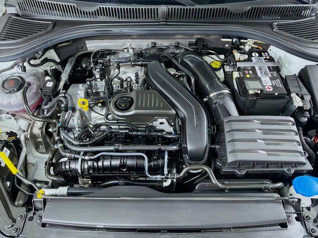2023 Volkswagen Jetta SE Automatic - 23039444 - 28