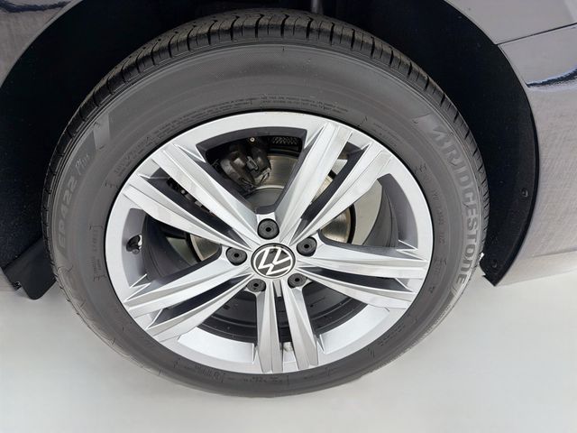 2023 Volkswagen Jetta SE Automatic - 23073881 - 32