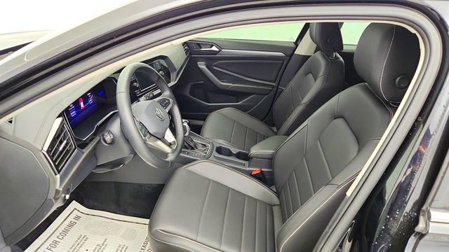 2023 Volkswagen Jetta SE Automatic - 23005618 - 18