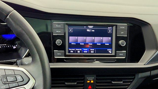 2023 Volkswagen Jetta SE Automatic w/ Panoramic Sunroof Package - 23021598 - 14