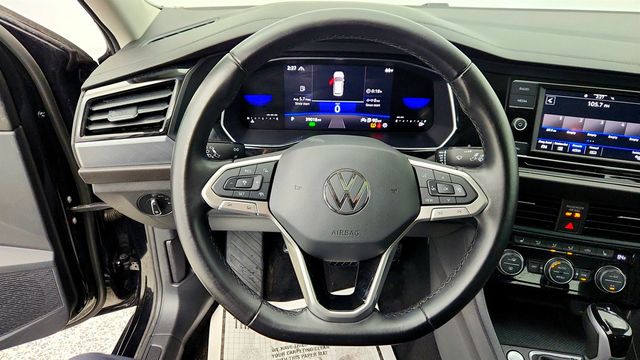 2023 Volkswagen Jetta SE Automatic w/ Power Tilting & Sliding Panoramic Sunroof - 23007588 - 13