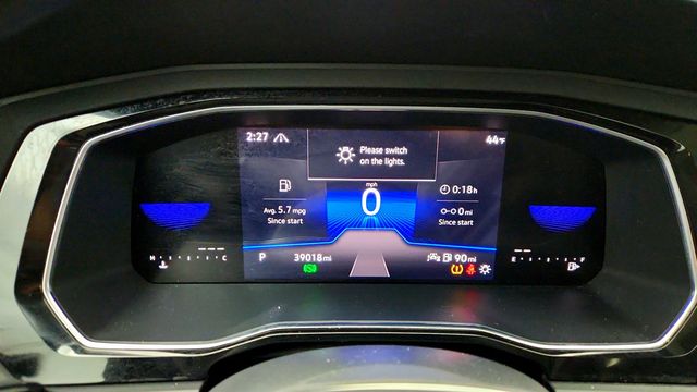 2023 Volkswagen Jetta SE Automatic w/ Power Tilting & Sliding Panoramic Sunroof - 23007588 - 14