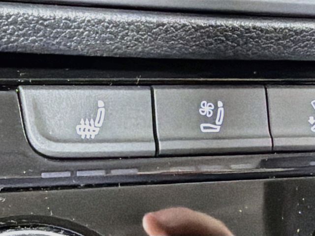 2023 Volkswagen Jetta SEL Automatic - 23054230 - 19
