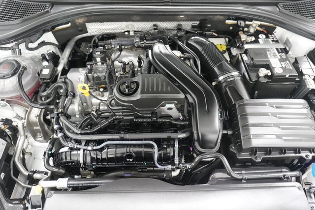2023 Volkswagen Jetta Sport Automatic - 23012583 - 22