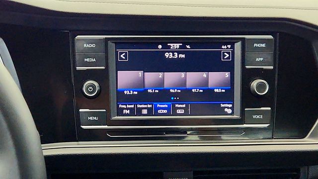 2023 Volkswagen Jetta Sport Automatic w/ Driver Assistance Package - 22993458 - 17