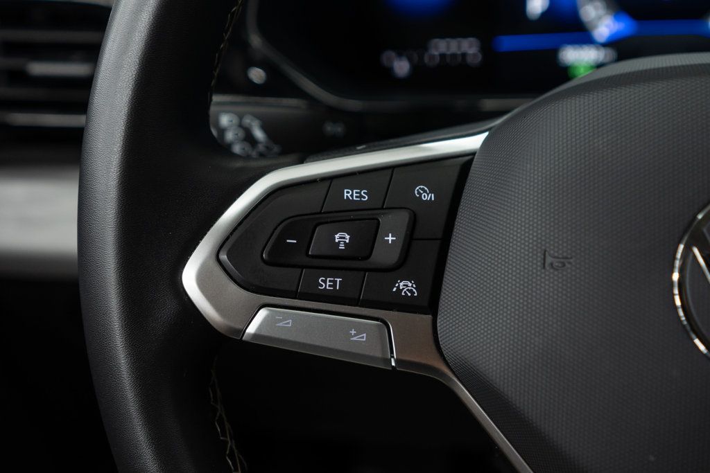 Volkswagen Taos photo 18