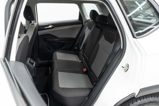 2023 Volkswagen Taos S 4MOTION - 23091212 - 26