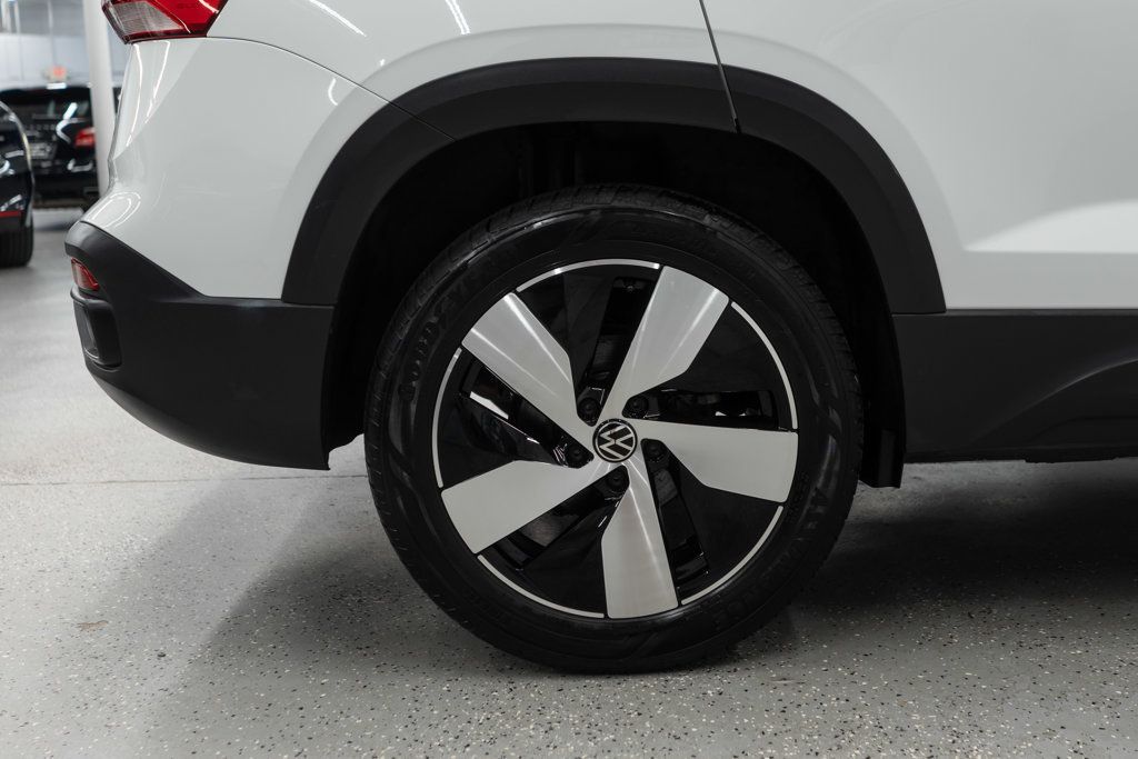 Volkswagen Taos photo 31