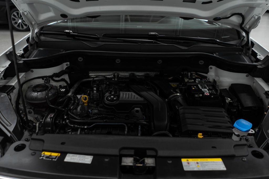 Volkswagen Taos photo 33