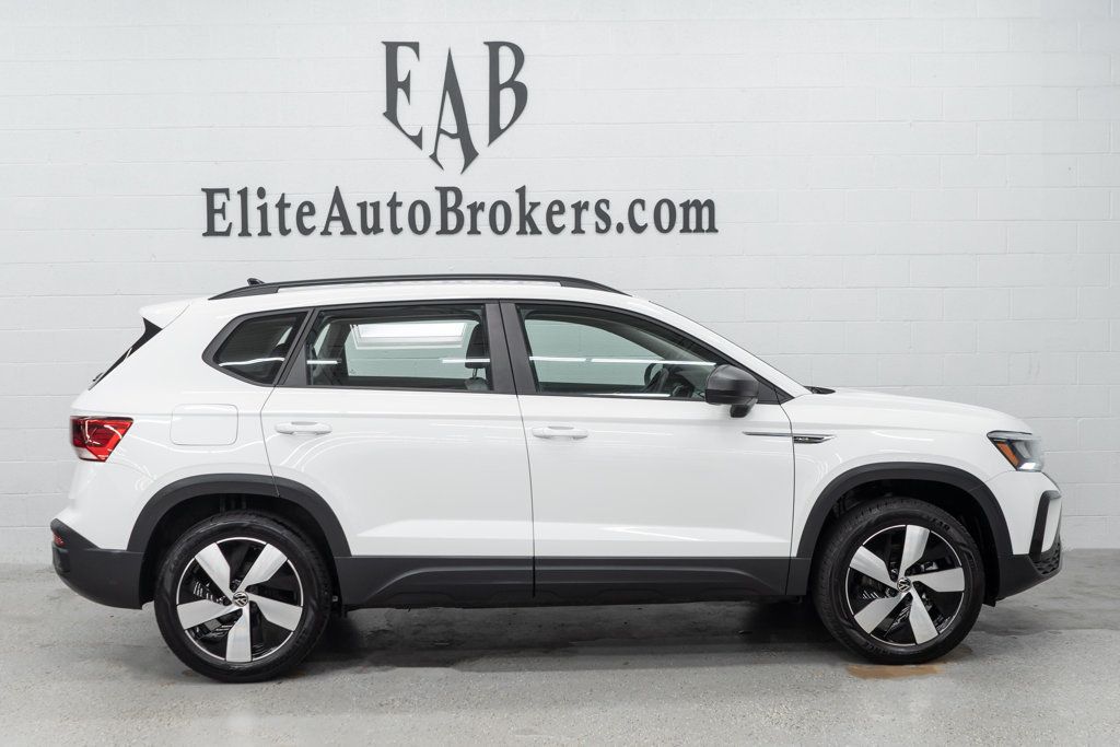 Volkswagen Taos photo 5