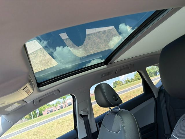 2023 Volkswagen Taos SE 4MOTION - 23072882 - 19