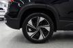 2023 Volkswagen Taos SE 4MOTION - 22377612 - 34