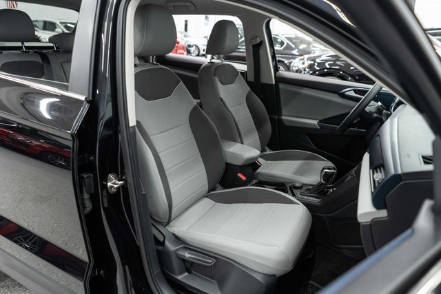 2023 Volkswagen Taos SE 4MOTION - 22982909 - 9