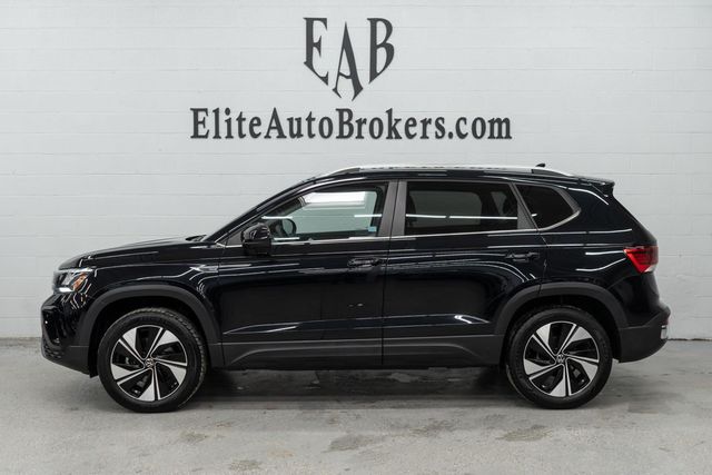 2023 Volkswagen Taos SE 4MOTION - 22982909 - 1