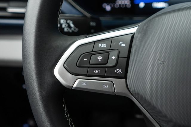 2023 Volkswagen Taos SE 4MOTION - 22982909 - 22