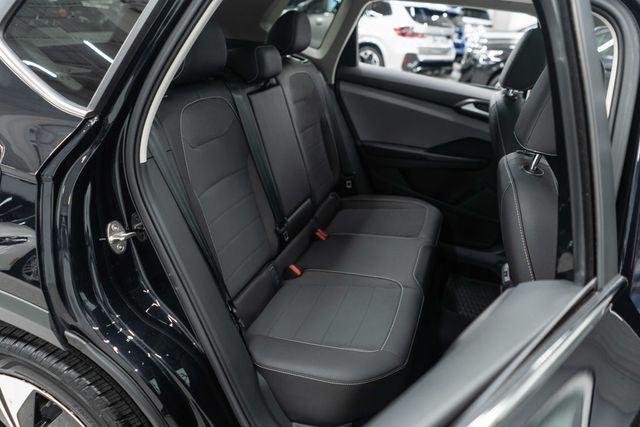 2023 Volkswagen Taos SE 4MOTION - 23074594 - 12