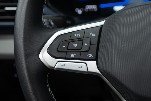 2023 Volkswagen Taos SE 4MOTION - 23074594 - 24