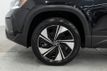 2023 Volkswagen Taos SE 4MOTION - 23074594 - 30