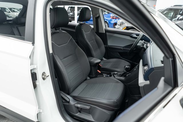 2023 Volkswagen Taos SE 4MOTION - 23094150 - 10