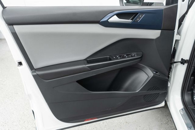 2023 Volkswagen Taos SE 4MOTION - 23094150 - 13