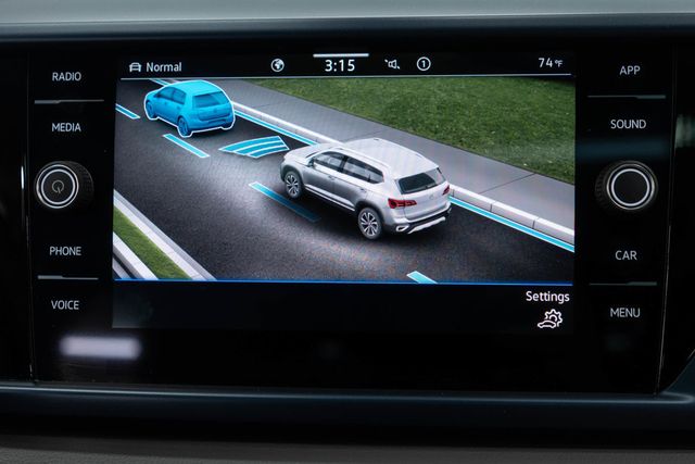 2023 Volkswagen Taos SE 4MOTION - 23094150 - 23