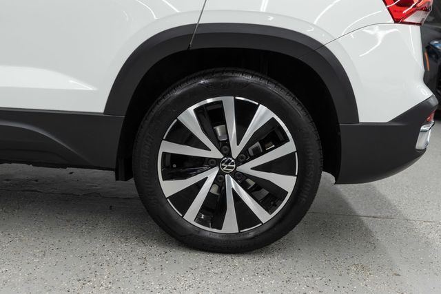 2023 Volkswagen Taos SE 4MOTION - 23094150 - 32