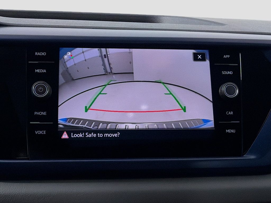 2023 Volkswagen Taos SE 4MOTION - 23011513 - 13