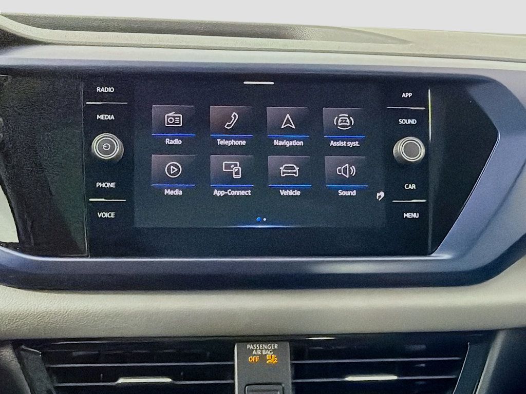 2023 Volkswagen Taos SE 4MOTION - 23011513 - 14