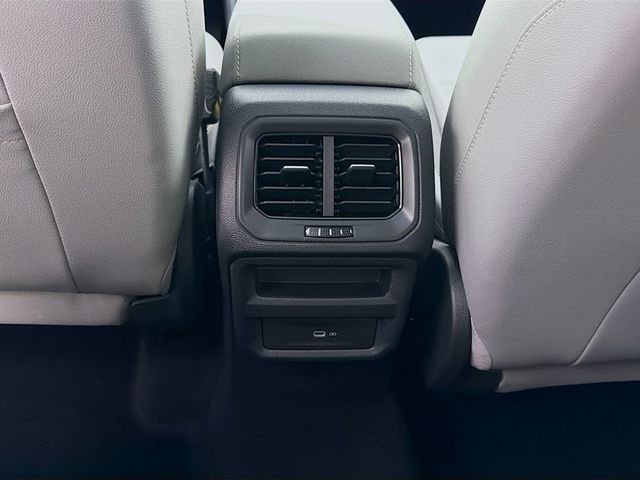 2023 Volkswagen Taos SE 4MOTION - 23011513 - 25
