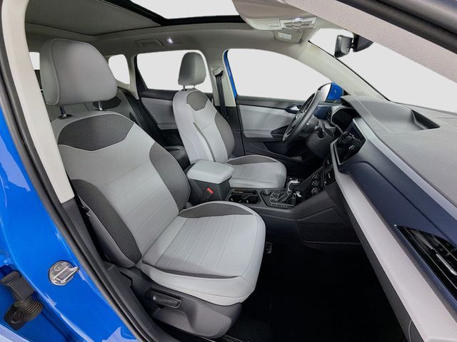 2023 Volkswagen Taos SE 4MOTION - 23011513 - 28