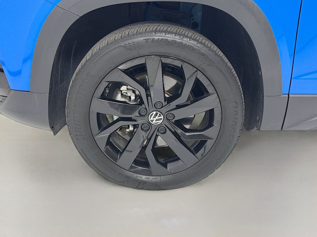2023 Volkswagen Taos SE 4MOTION - 23011513 - 31