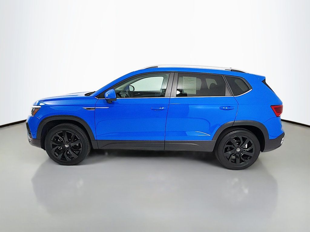 2023 Volkswagen Taos SE 4MOTION - 23011513 - 3