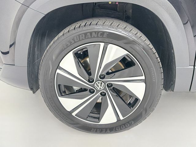 2023 Volkswagen Taos SE 4MOTION - 23027960 - 29
