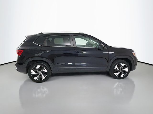2023 Volkswagen Taos SE 4MOTION - 23027960 - 7