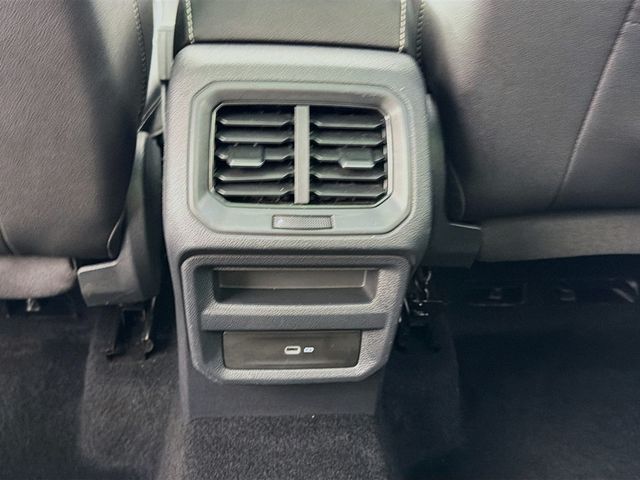 2023 Volkswagen Taos SE 4MOTION - 23042546 - 24
