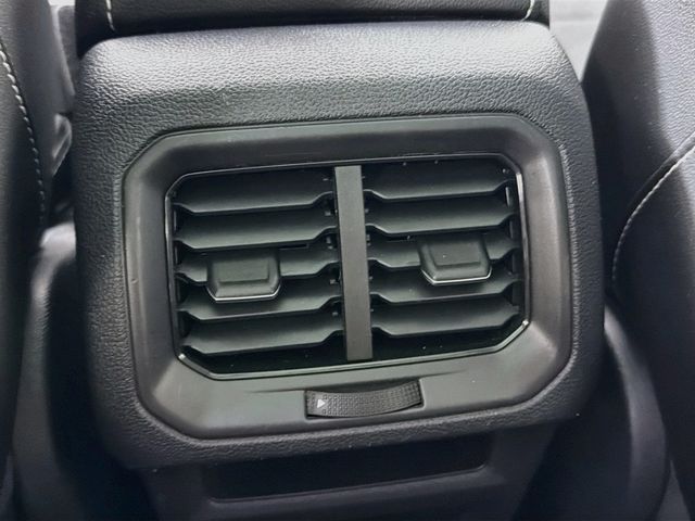 2023 Volkswagen Taos SE 4MOTION - 23073882 - 24