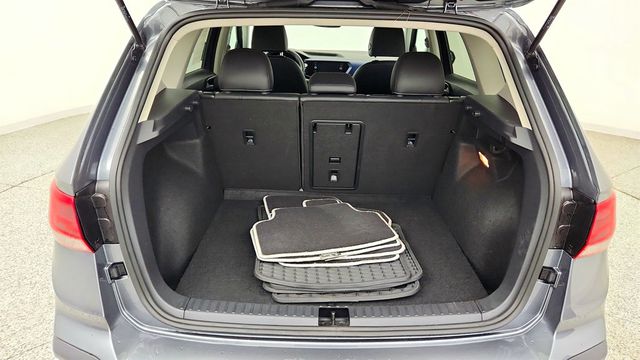 2023 Volkswagen Taos SE 4MOTION - 23026777 - 21