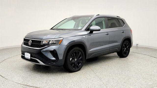 2023 Volkswagen Taos SE 4MOTION *Ltd Avail* with Panoramic Sunroof & Black Wheel Pkgs - 23007485 - 0