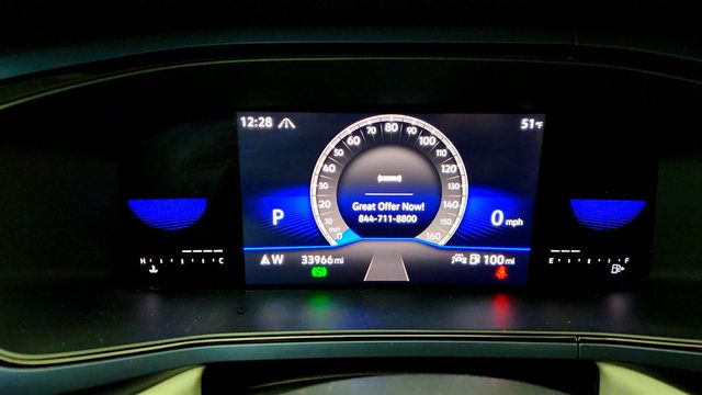 2023 Volkswagen Taos SE 4MOTION *Ltd Avail* with Panoramic Sunroof & Black Wheel Pkgs - 23007485 - 16