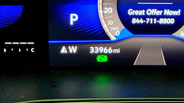 2023 Volkswagen Taos SE 4MOTION *Ltd Avail* with Panoramic Sunroof & Black Wheel Pkgs - 23007485 - 17