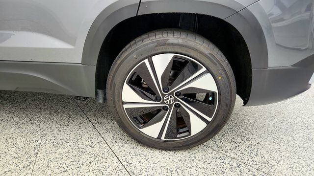 2023 Volkswagen Taos SE 4MOTION with Panoramic Sunroof Package - 23026777 - 8