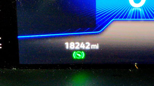 2023 Volkswagen Taos SE 4MOTION w/ Panoramic Sunroof - 23066991 - 15