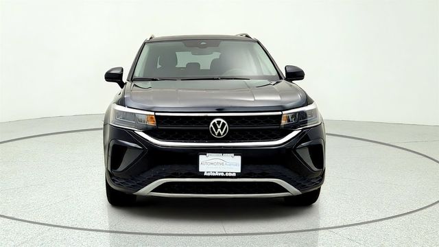 2023 Volkswagen Taos SE 4MOTION w/ Panoramic Sunroof - 23066991 - 1